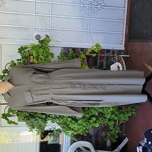 MAX STUDIO beautiful olive green dress. Maxi length. Size S. NWOT
